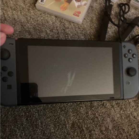Nintendo Switch Console - Picture 1 of 11